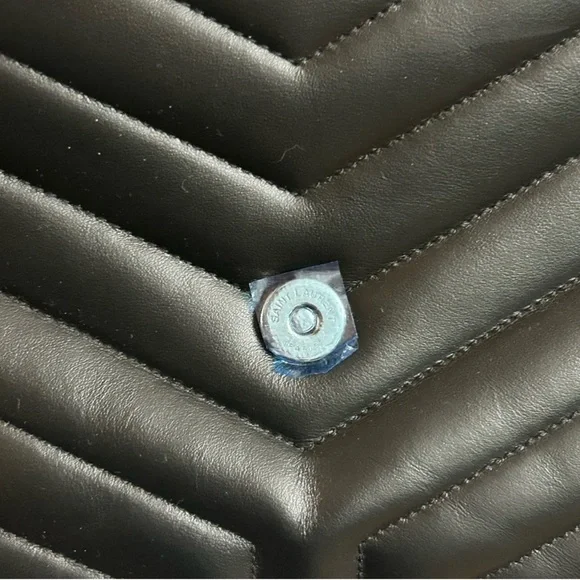 NEW Yves Saint Laurent Medium Lou Lou Bag - Picture 7 of 16